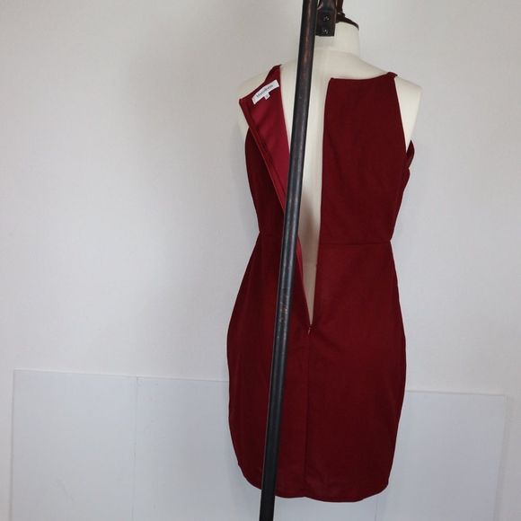 Manydress Crimson Red Asymmetrical V-Neck Full Form-Fitting Bodycon Dress L - Picture 7 of 9